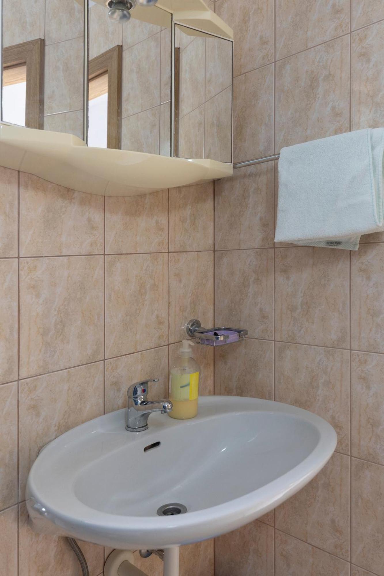 Apartments By The Sea Zuronja, Peljesac - 10137 Brijesta Pokój zdjęcie